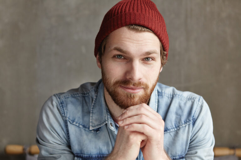 Stay Stylish and Warm with This Free Crochet Men’s Slouchy Hat Pattern